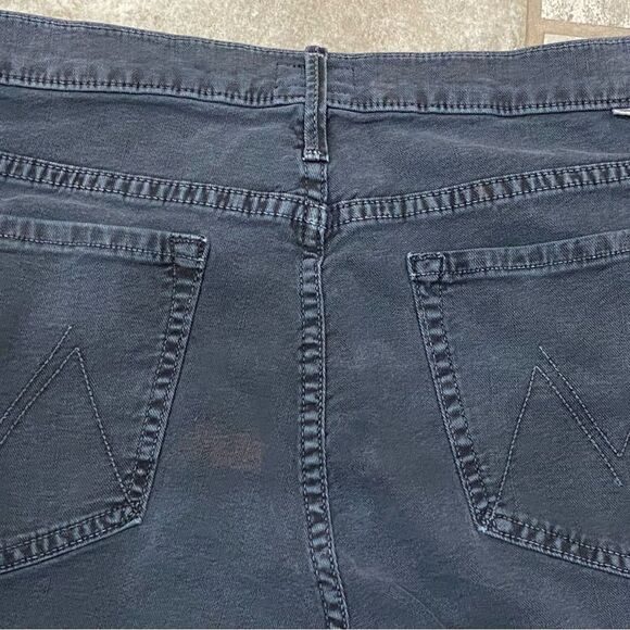 MOTHER Ankle & Cropped Jeans in Dark Blue - Picture 13 of 15